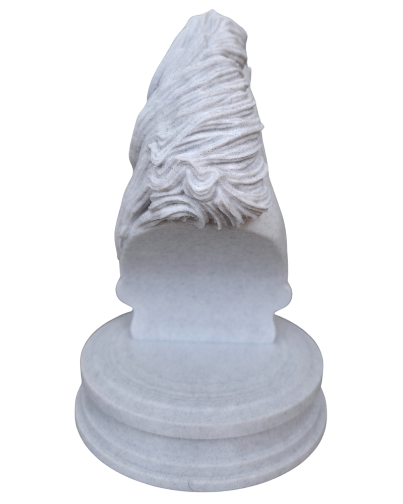 Modern At Başı Heykeli