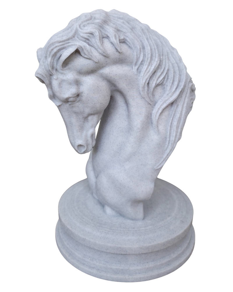 Modern At Başı Heykeli